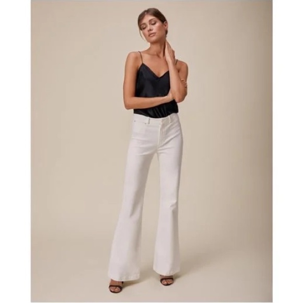 PAIGE Genevieve flared jeans in French Cream, size 26